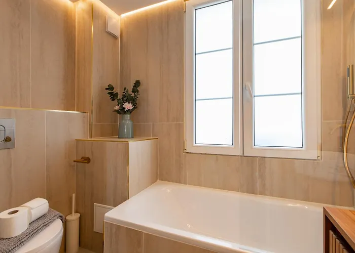 Appartement Designer One-bed - Marais - Free Parking Paris