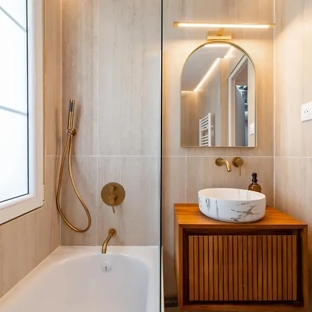 Designer One-bed - Marais - Free Parking Apartmán *