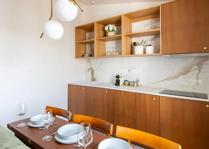 Designer One-bed - Marais - Free Parking Paris